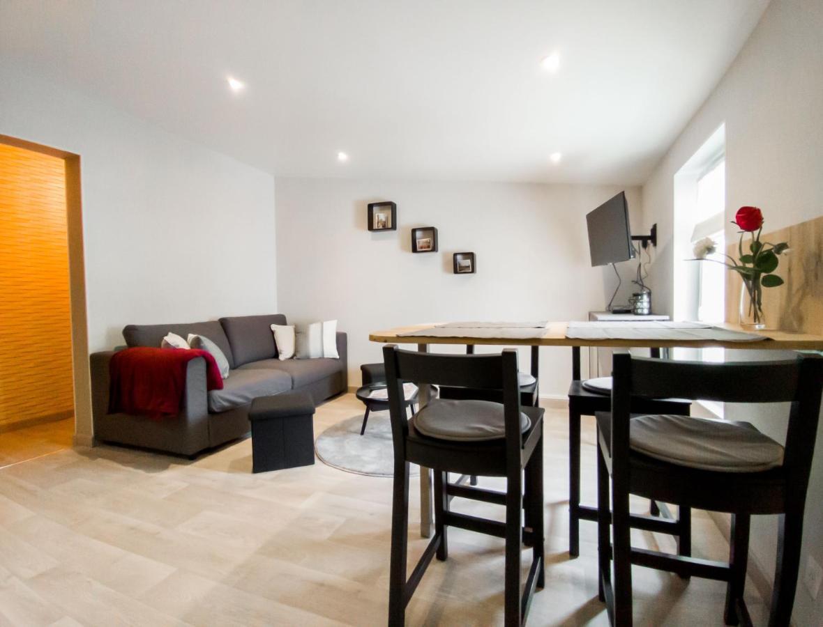 Chaleureux Appartement A Deux Pas Du Centre-Ville De Castillon, De La Dordogne Et Proche Saint-Emilion Екстериор снимка